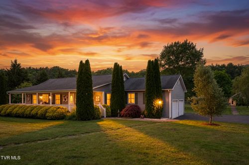 6811 Highway 67 W, Mountain City, TN, 37683-6034 | Card Image