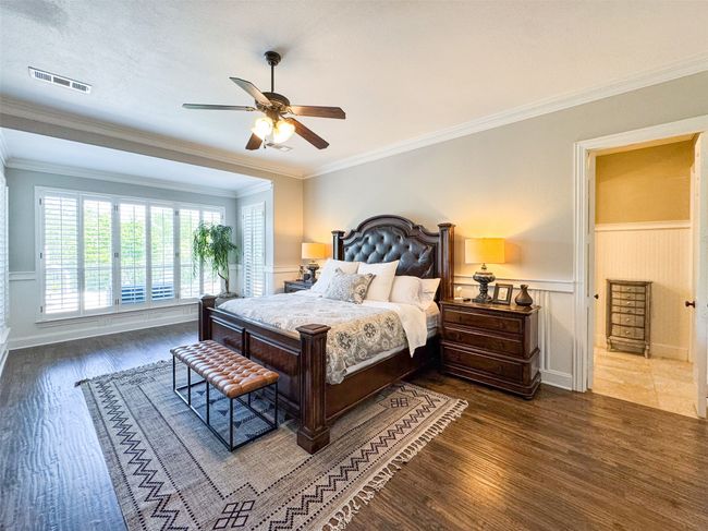 Large Primary Suite with Sitting Area | Image 17