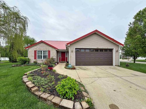 831 Ash Cir, Frankfort, IN, 46041-2891 | Card Image