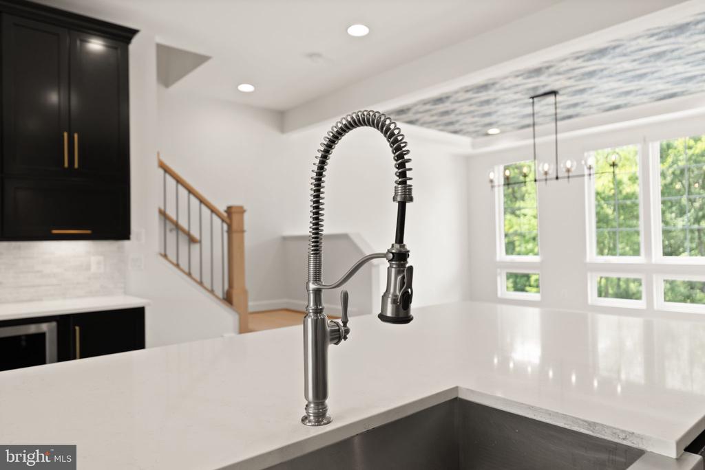 Residential in ASHBURN 5