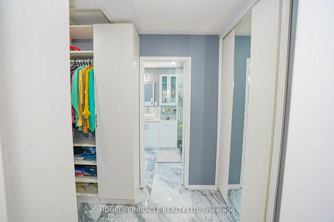 23 Hollowgrove Blvd, House other with 6 bedrooms, 5 bathrooms and 4 parking in Brampton ON | Image 18