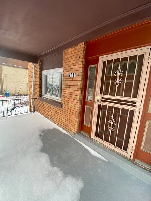 7611 Baxter St, Pittsburgh, PA, 15208-1610 | Card Image