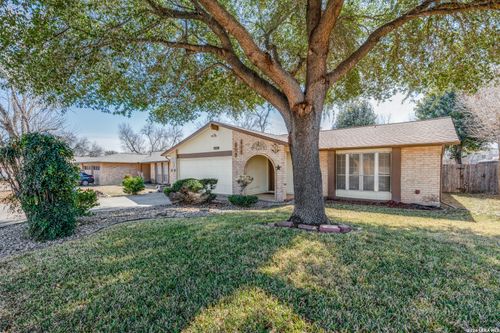 6606 Robin Frst, San Antonio, TX, 78239-3253 | Card Image