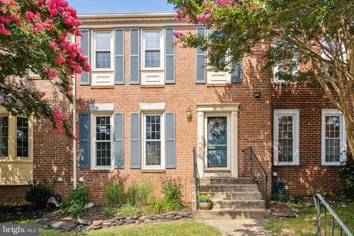 10455 White Granite Ct, OAKTON, VA, 22124-2718 | Card Image