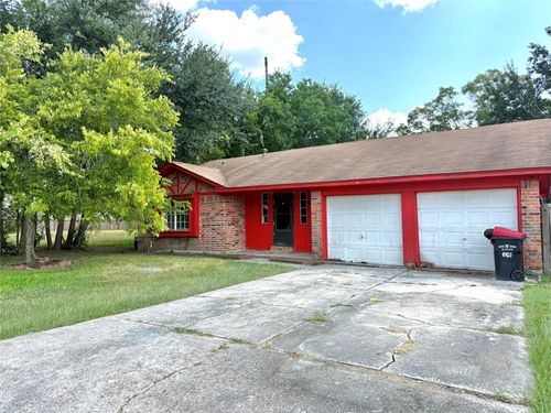 601 Northbend Dr, Baytown, TX, 77521-4424 | Card Image