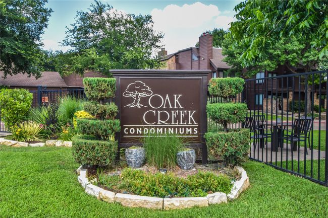 Located just minutes from AT&T Stadium and DFW Airport | Image 4