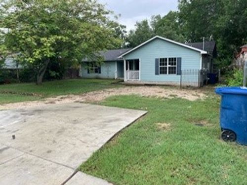 5130 Fedora Dr, San Antonio, TX, 78242-2428 | Card Image