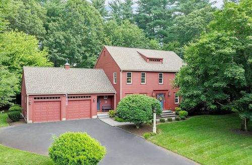 25 Evergreen Dr, Bridgewater, MA, 02324-3553 | Card Image
