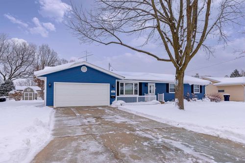 1510 Saint George Ln, Janesville, WI, 53545-1369 | Card Image