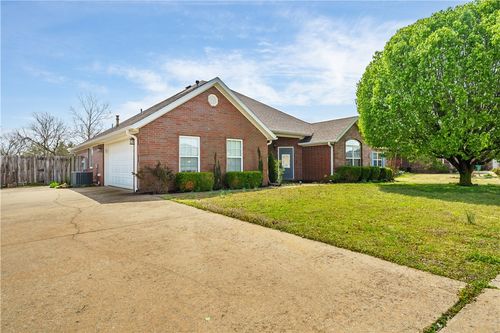 330 Mckissic Spring Rd, Centerton, AR, 72719-9435 | Card Image