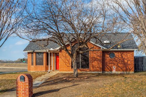 6644 Lakeside Dr, Lake Worth, TX, 76135-2355 | Card Image