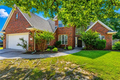 5305 S 44th Pl, Rogers, AR, 72758-8881 | Card Image