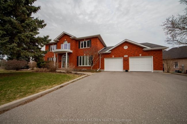 1740 Waddell Ave, House other with 4 bedrooms, 5 bathrooms and 4 parking in Peterborough ON | Image 40