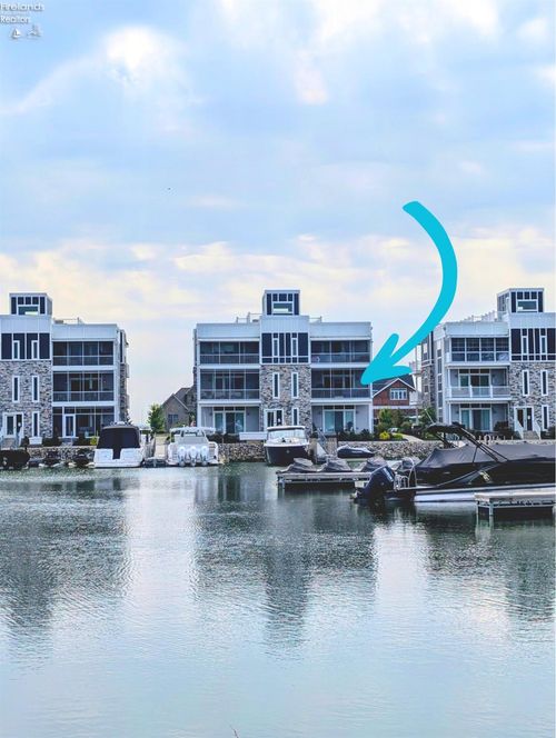 622-2620 S Waterside Ct, Marblehead, OH, 43440-9117 | Card Image