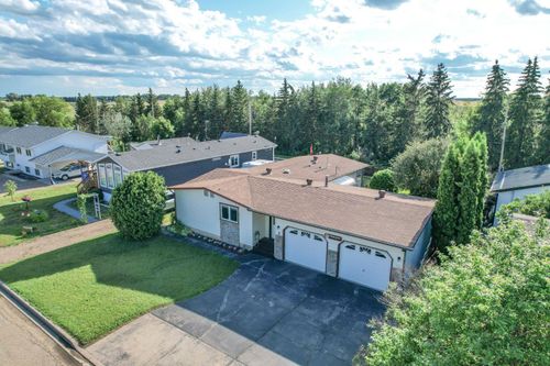 8 Sproule Place, Bashaw, AB, T0B0H0 | Card Image