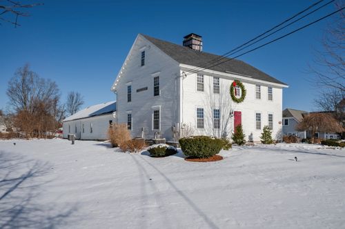 2 Ash St, Hollis, NH, 03049-6548 | Card Image