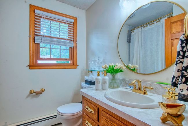 26 Lighthouse Hill Rd, House other with 4 bedrooms, 3 bathrooms and null parking in Windsor CT | Image 11