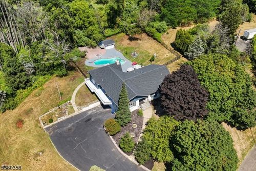 1 Rossi Dr, Clinton, NJ, 08809-1026 | Card Image