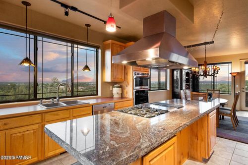 1511 S Canyon Ridge Trl, Show Low, AZ, 85901-3117 | Card Image