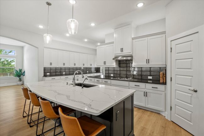 The chef of your home will love this kitchen! | Image 17