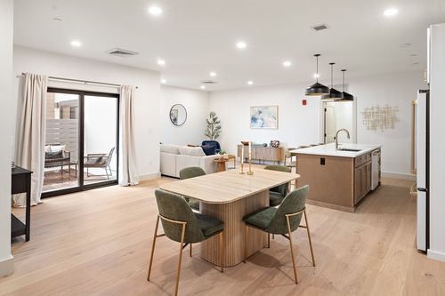 211-1025 Massachusetts Avenue, Arlington, MA, 02476 | Card Image