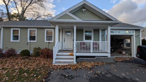 725 Colonial Drive, Portsmouth, NH, 03801 | Card Image