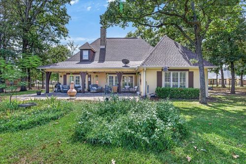 257 Saint Andrews Dr E, Mabank, TX, 75156-7272 | Card Image