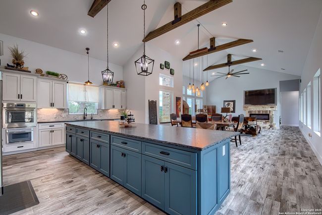 452 Wentworth, House other with 4 bedrooms, 4 bathrooms and null parking in Spring Branch TX | Image 19