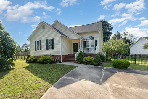 1211 Azalea Dr, Zebulon, NC, 27597-2160 | Card Image
