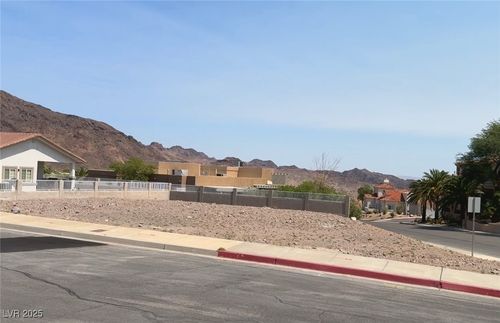 848 Lime Rock Rd, Boulder City, NV, 89005-1289 | Card Image