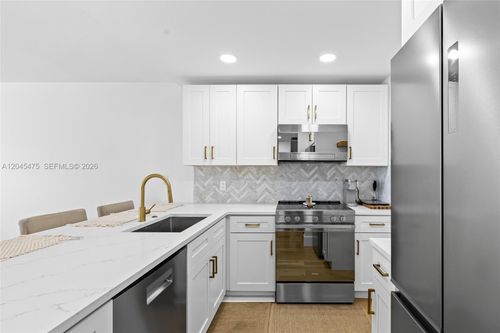 302-301 N Ocean Blvd, Pompano Beach, FL, 33062-5113 | Card Image