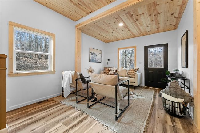 509 North Ave, House other with 3 bedrooms, 3 bathrooms and 4 parking in Midway PA | Image 4