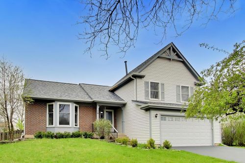 19 Dellmont Ct, Buffalo Grove, IL, 60089-6819 | Card Image