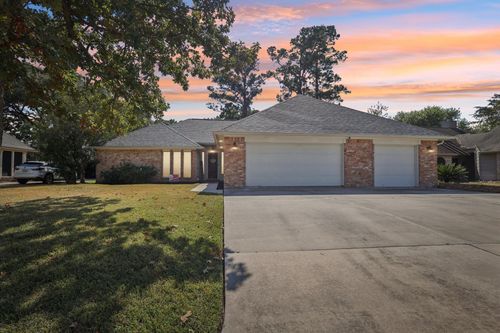 18423 Walden Forest Dr, Humble, TX, 77346-6116 | Card Image