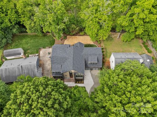 624 Heather Ln, Charlotte, NC, 28209-2461 | Card Image