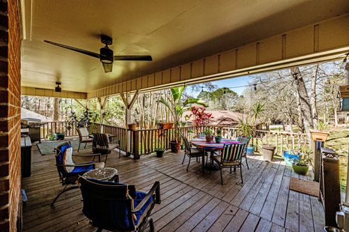 1905 Rollingwood Dr, Huntsville, TX, 77340 | Card Image