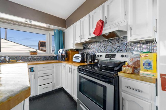 48 Franklin Dr Se, House other with 3 bedrooms, 2 bathrooms and 2 parking in Calgary AB | Image 11