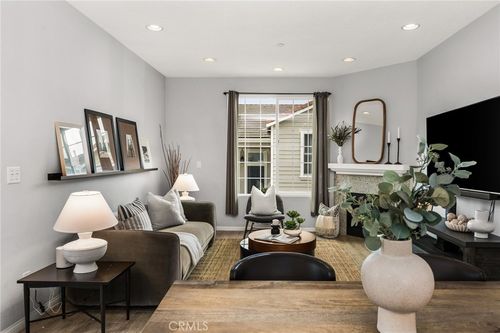 9016 Kimberly Ln, Cypress, CA, 90630-2678 | Card Image