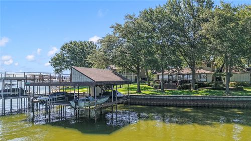 1820 Bounty View Dr, Tool, TX, 75143-1564 | Card Image