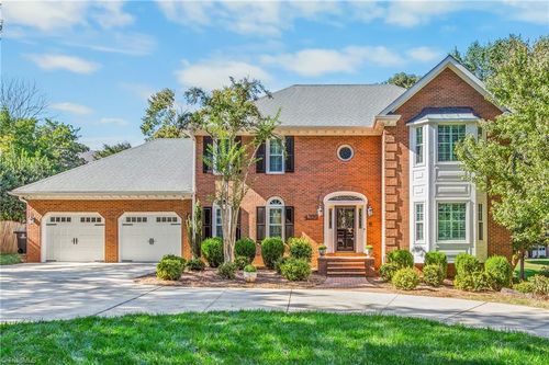 4209 Hollowoak Court, Winston-Salem, NC, 27104 | Card Image