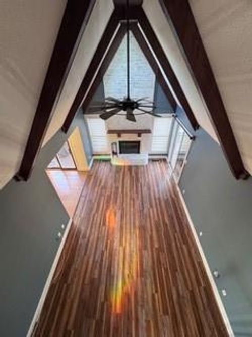 1004 Se Gingerbread Ct, Blue Springs, MO, 64014-3607 | Card Image