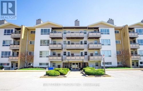 213-78 Roehampton Ave, St. Catharines, ON, L2M7W9 | Card Image