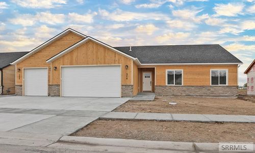 398 E 5th S, Sugar City, ID, 83448 | Card Image