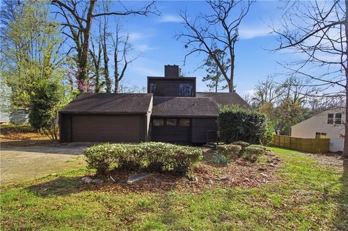 5309 Golfcrest Cir, Stone Mountain, GA, 30088-4118 | Card Image