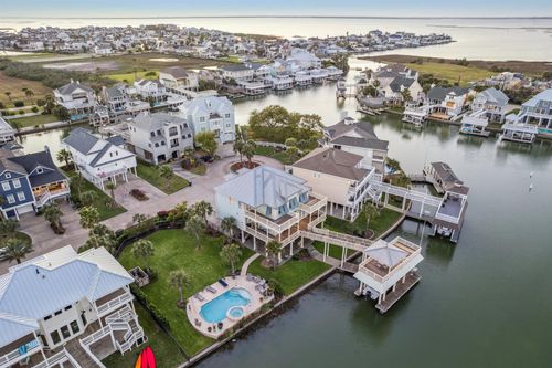 3315 Windlass Ct, Galveston, TX, 77554-6453 | Card Image
