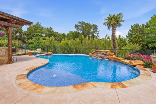 101 Pierce Range Rd, Austin, TX, 78738-1788 | Card Image