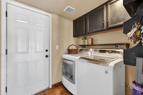 1728 Calle Campana, Roseville, CA, 95747-6874 | Card Image