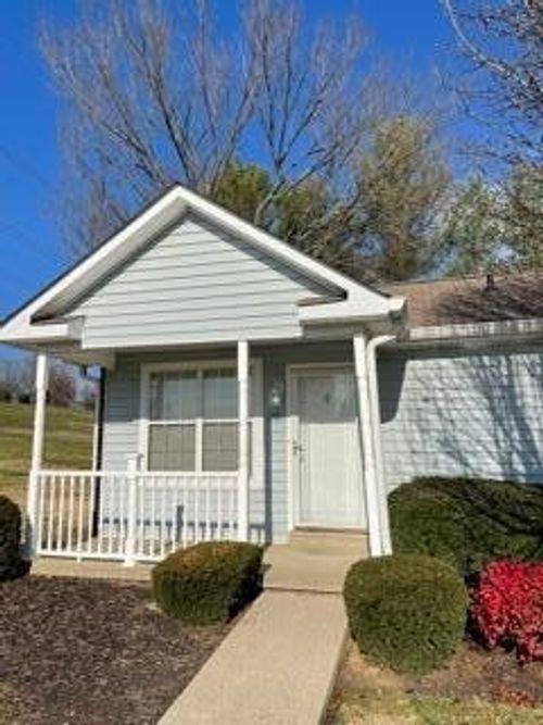 110 Rolling Meadows Dr, Goodlettsville, TN, 37072-4143 | Card Image