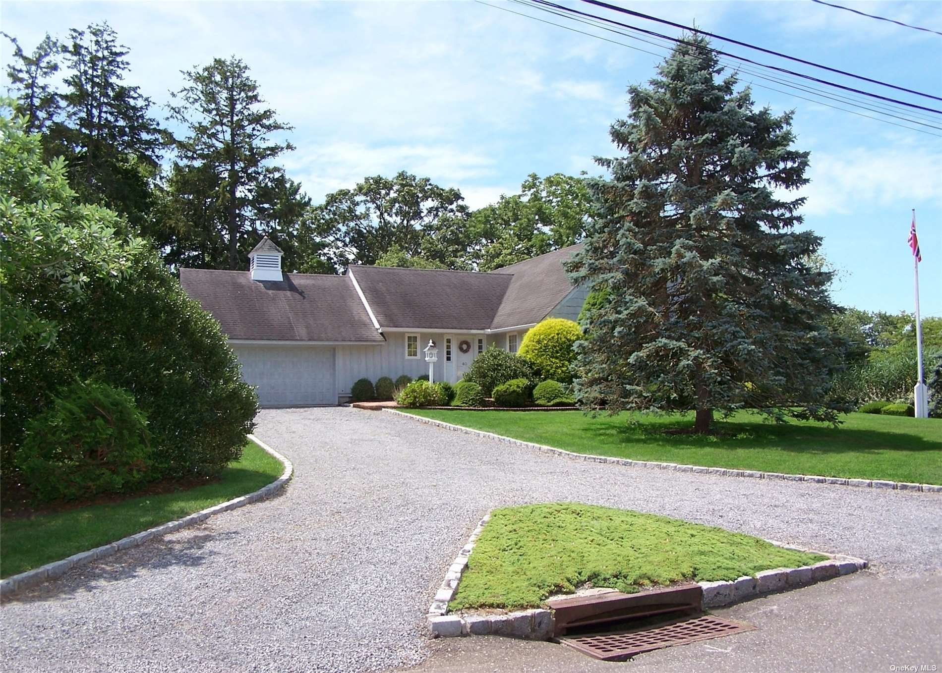 Woodland Dr, Bayport, NY 11705