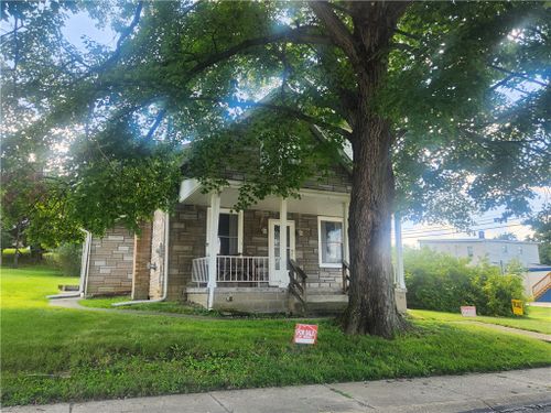 402 16th St, North Apollo, PA, 15673-1022 | Card Image